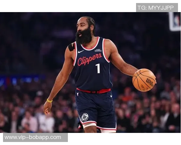 哈登逆风翻盘展现领袖风范快船客场逆袭质疑声中再创辉煌